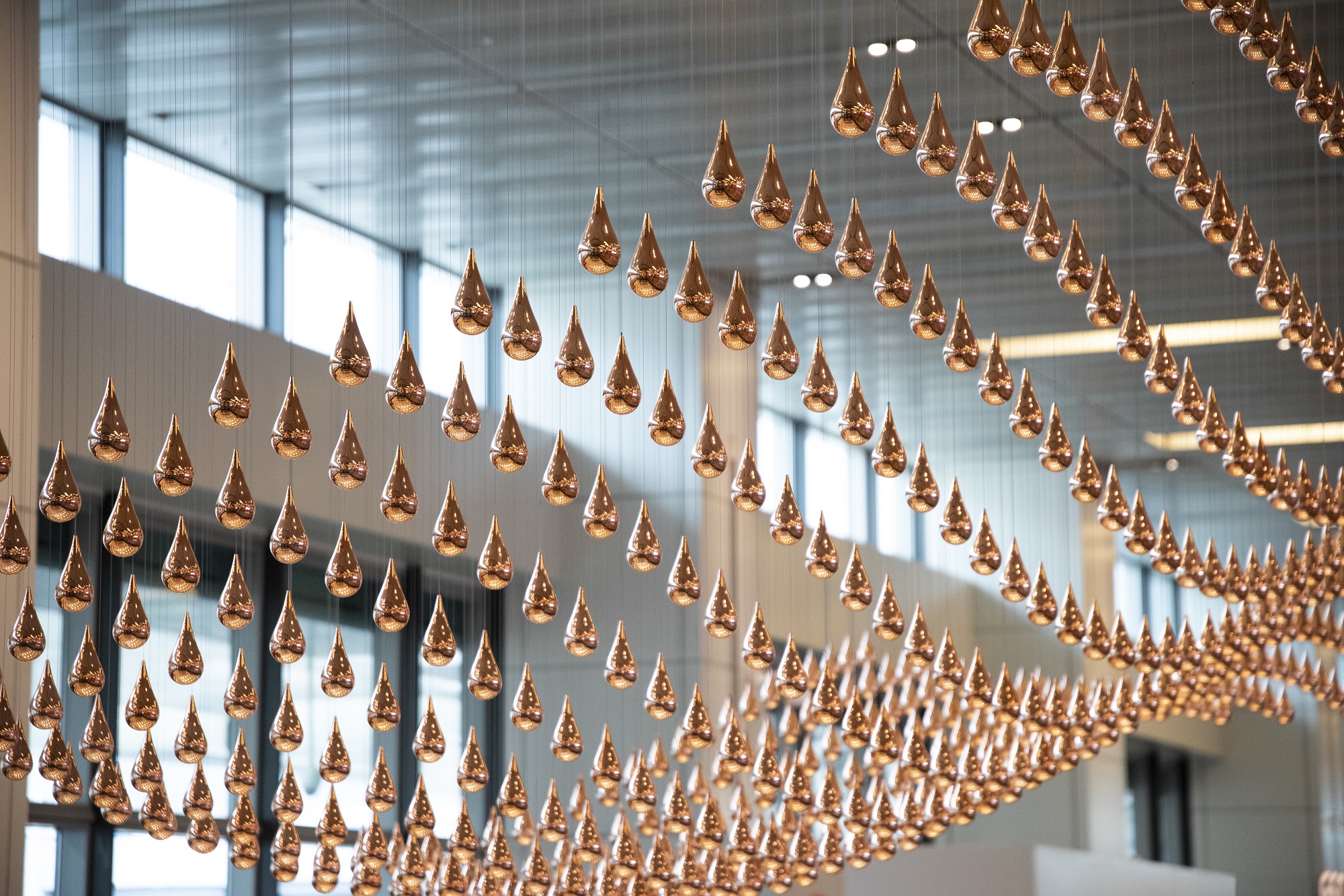 kinetic-rain-in-terminal